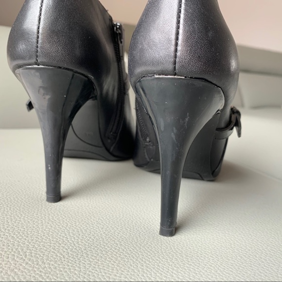Worn twice NINE WEST leather heels - Picture 2 of 13